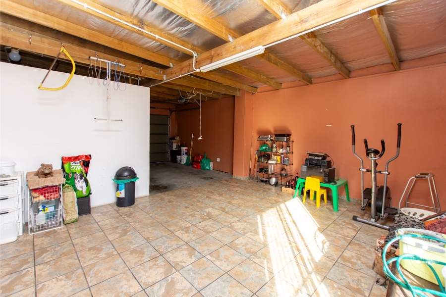 3 Bedroom Property for Sale in Velddrif Western Cape